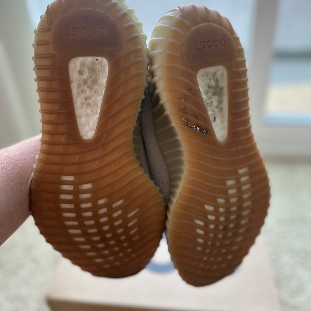 Yeezy Boost sesame Sneakers size 4.5 - Picture 2 of 5
